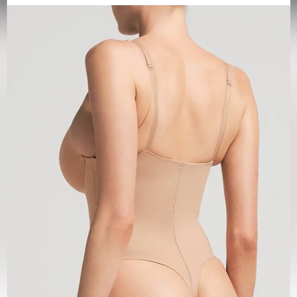 SKIMS NWT Ultimate Body Thong Bodysuit - Clay - Picture 2 of 4